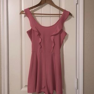 Beautiful Women’s Size 2 Pink Bow Romper